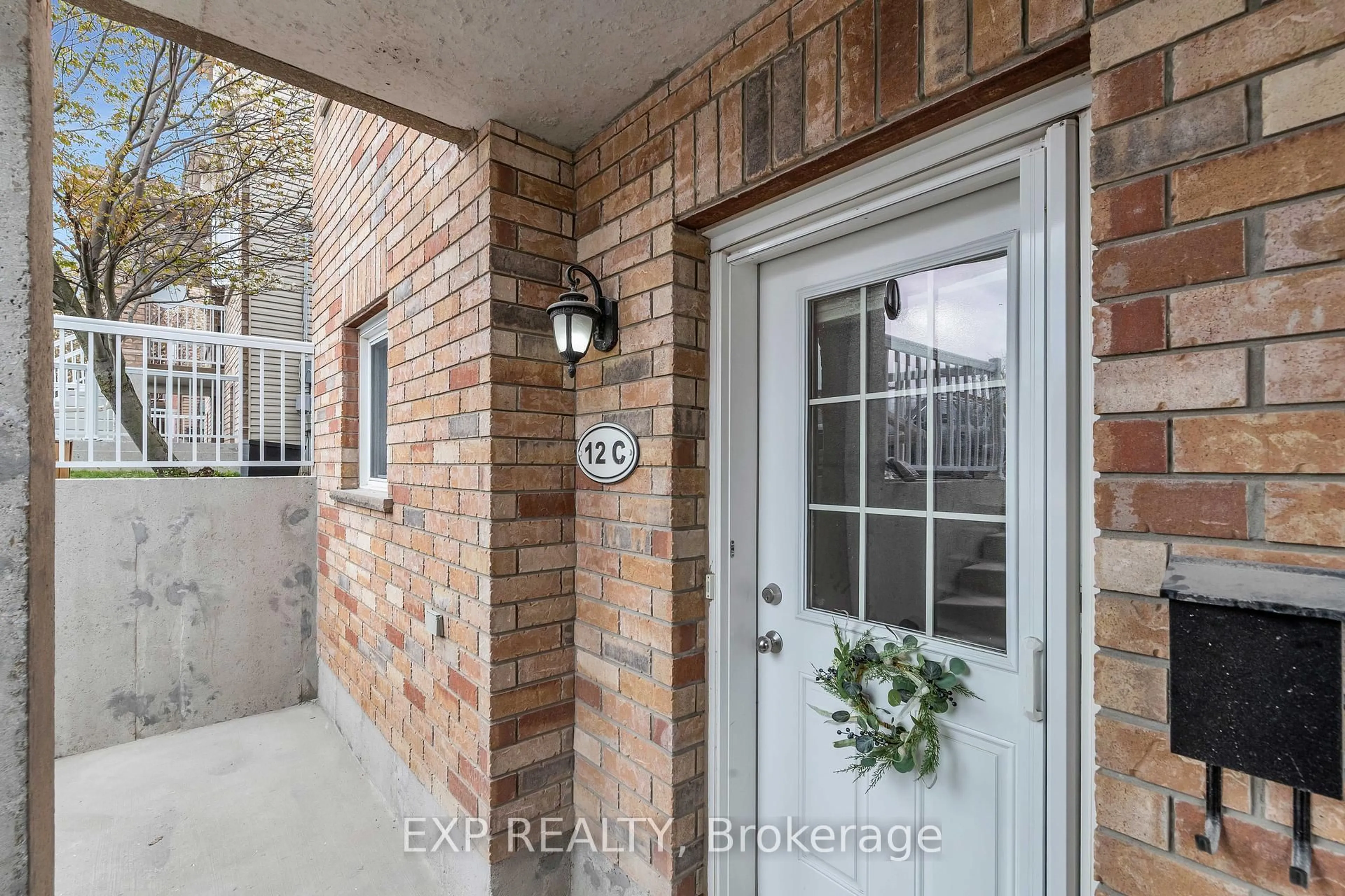 Indoor entryway for 50 Howe Dr #12C, Kitchener Ontario N2E 0A3