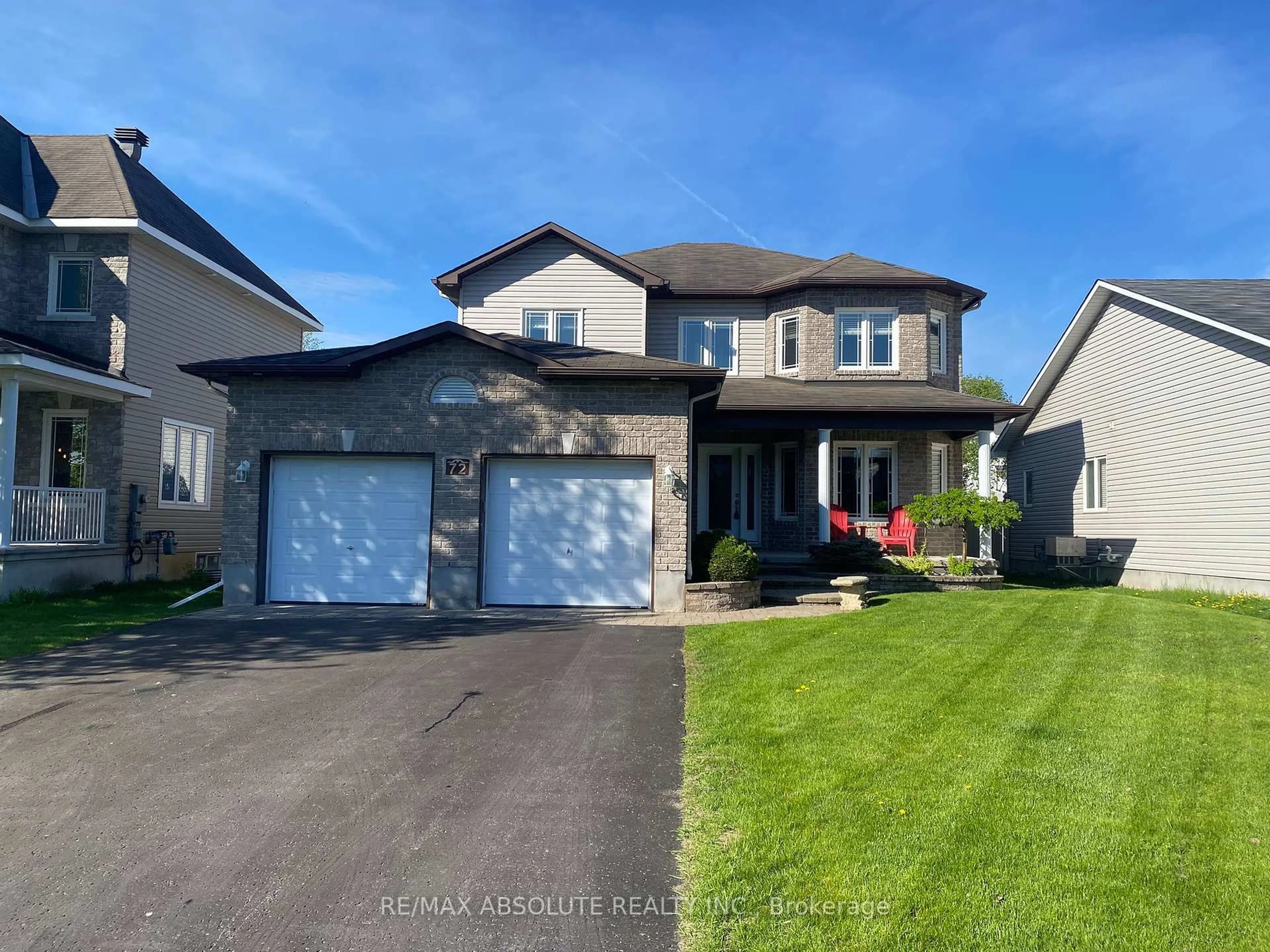 Home with vinyl exterior material, street for 72 Radisson Dr, Russell Ontario K0A 1W0
