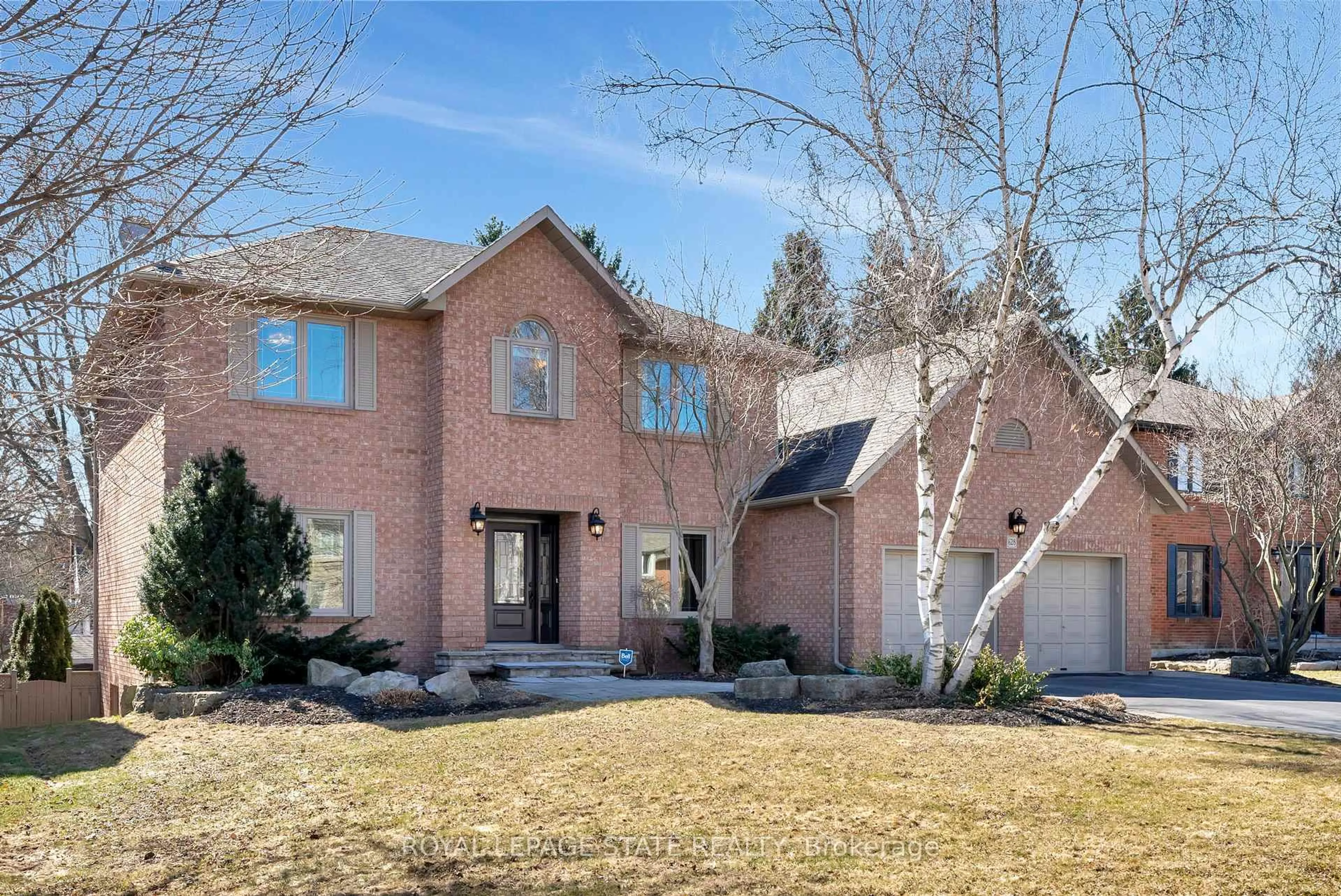 Home with brick exterior material, street for 628 Highvalley Rd, Hamilton Ontario L9G 3X3
