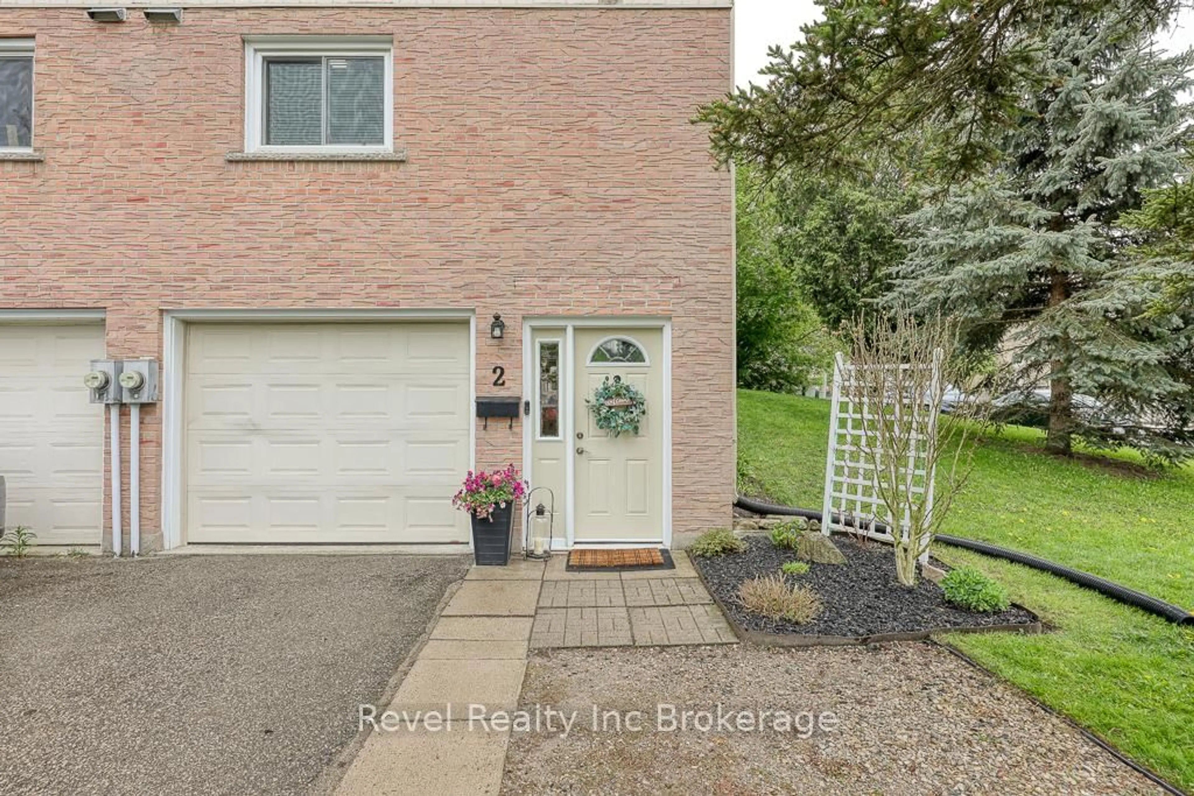 Unknown for 2 Marlboro Crt, Woodstock Ontario N4S 8P4
