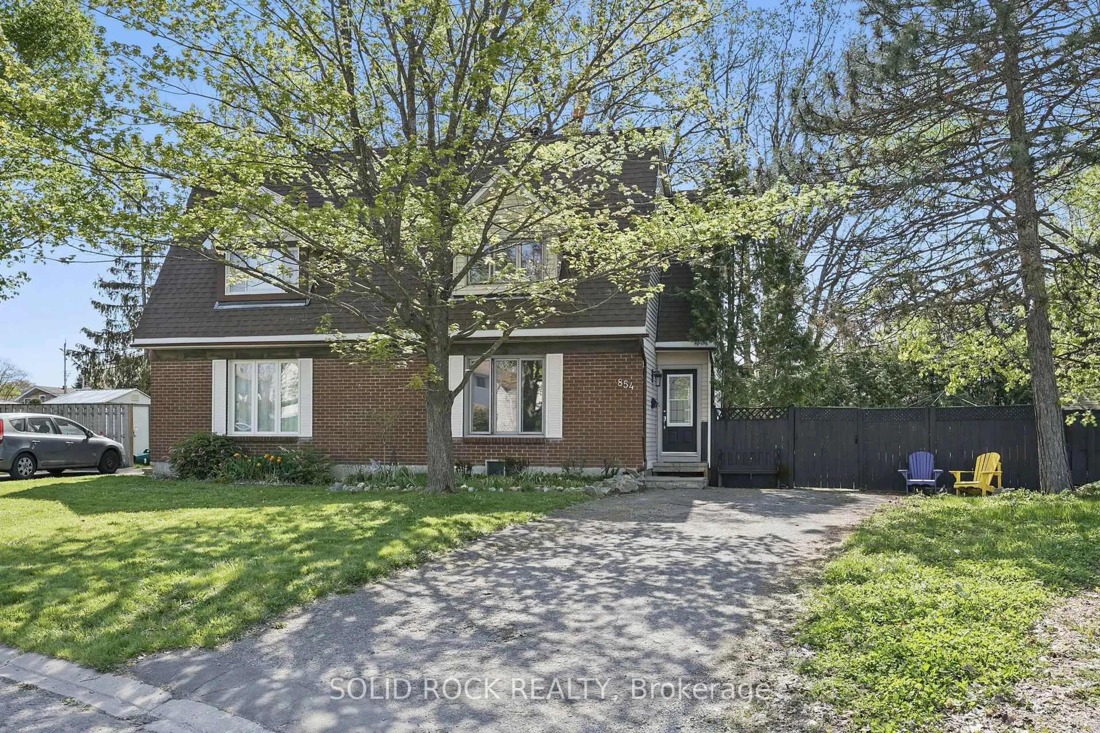 Home with brick exterior material, street for 854 Borland Dr, Ottawa Ontario K1E 1X5