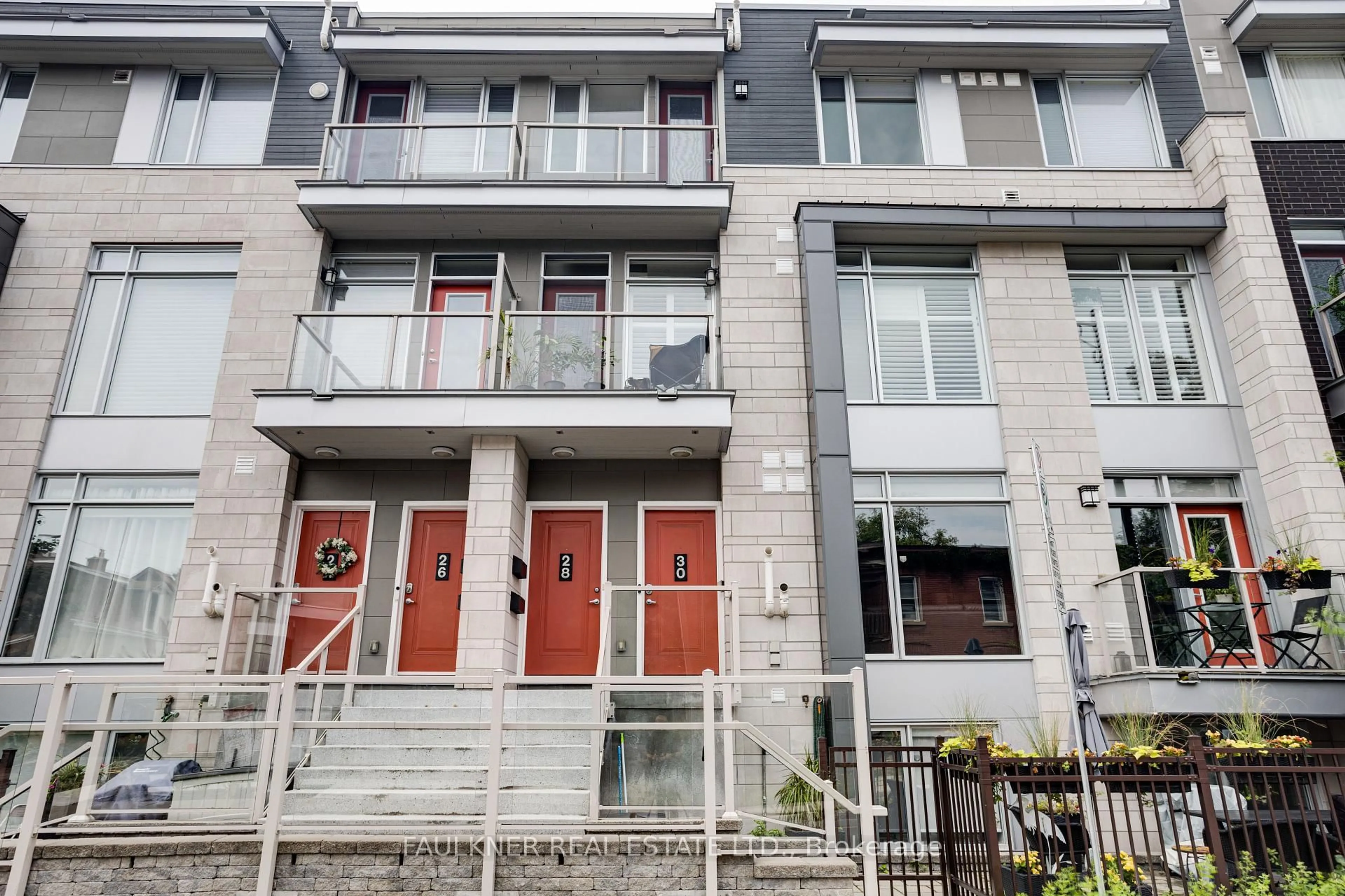 Unknown for 30 Holmwood Avenue, Ottawa Ave, Ottawa Ontario K1S 5V1