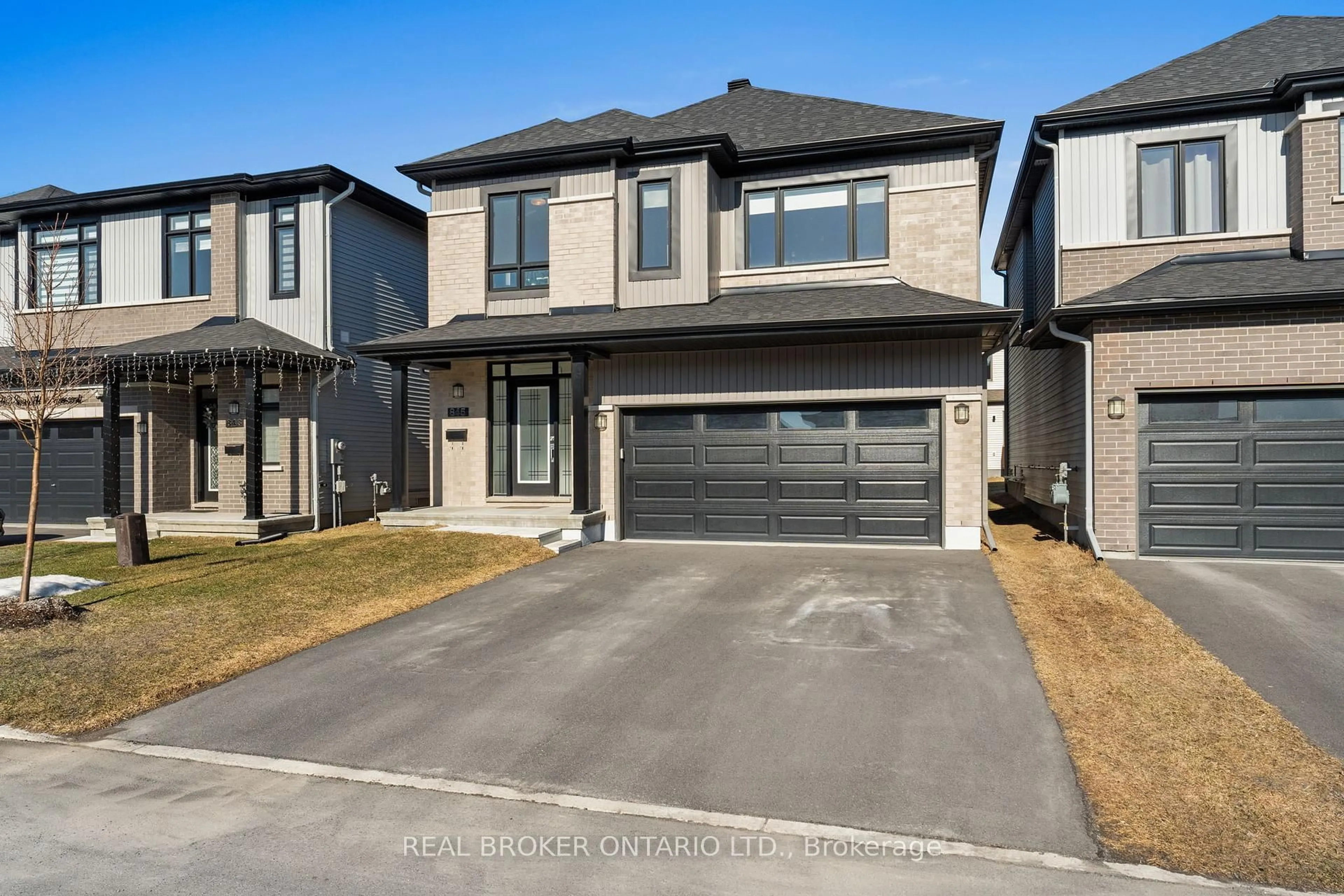 Unknown for 845 Snap Hook Cres, Ottawa Ontario K2J 6V7