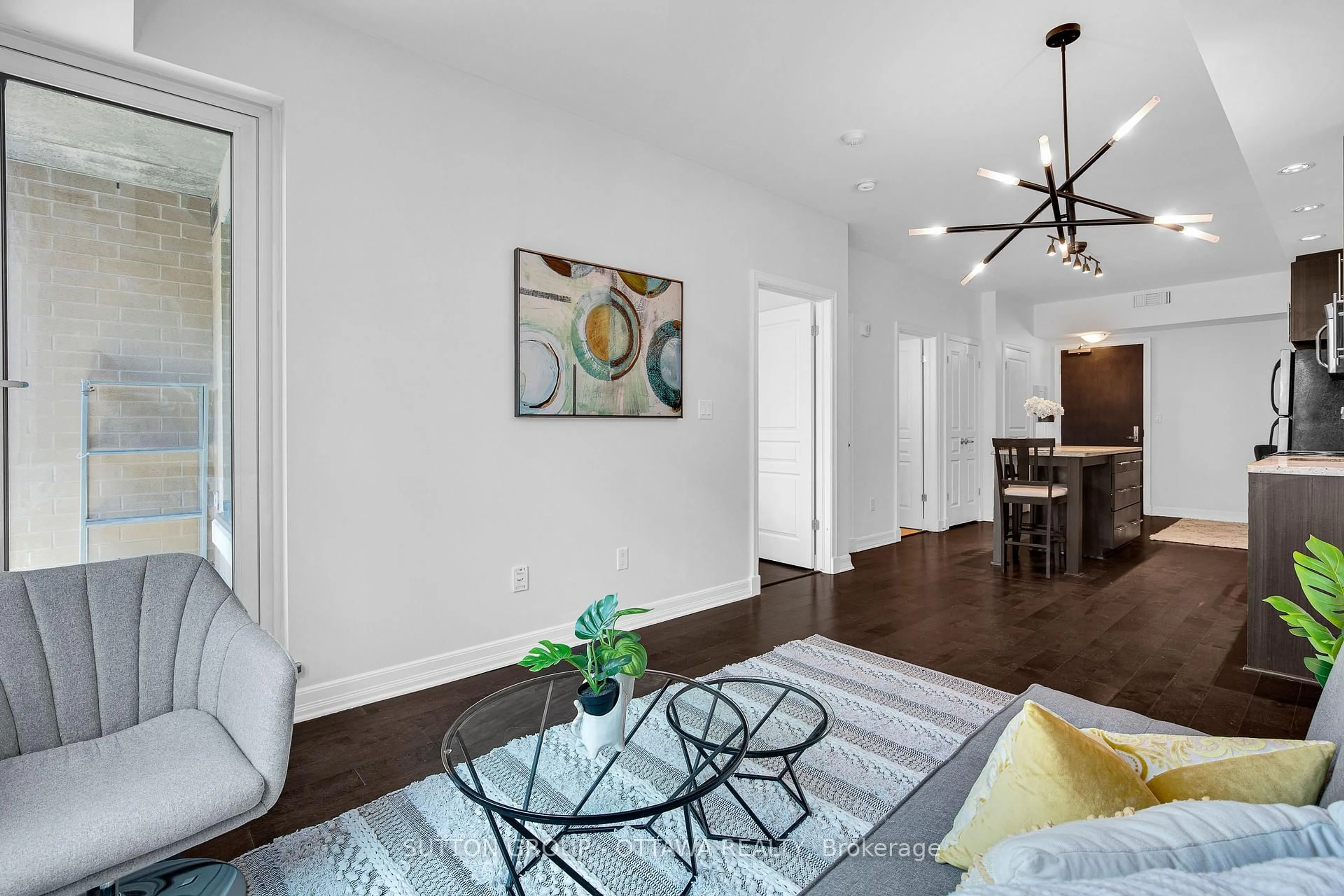 Living room with furniture, unknown for 238 Besserer St #612, Ottawa Ontario K1N 6B1