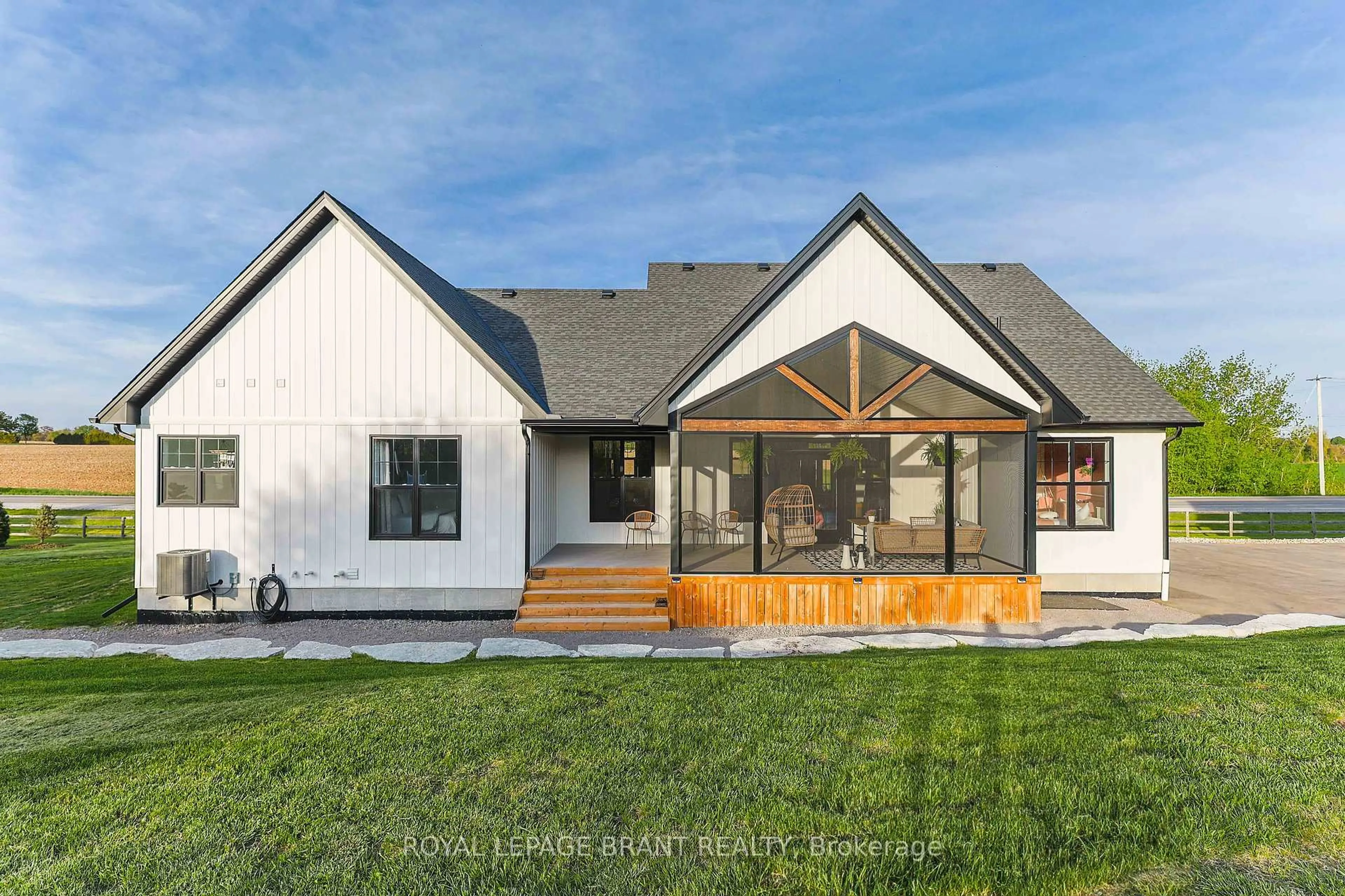 Home with vinyl exterior material, street for 503 Concession 6 Townsend N/A, Norfolk Ontario N0E 1Y0