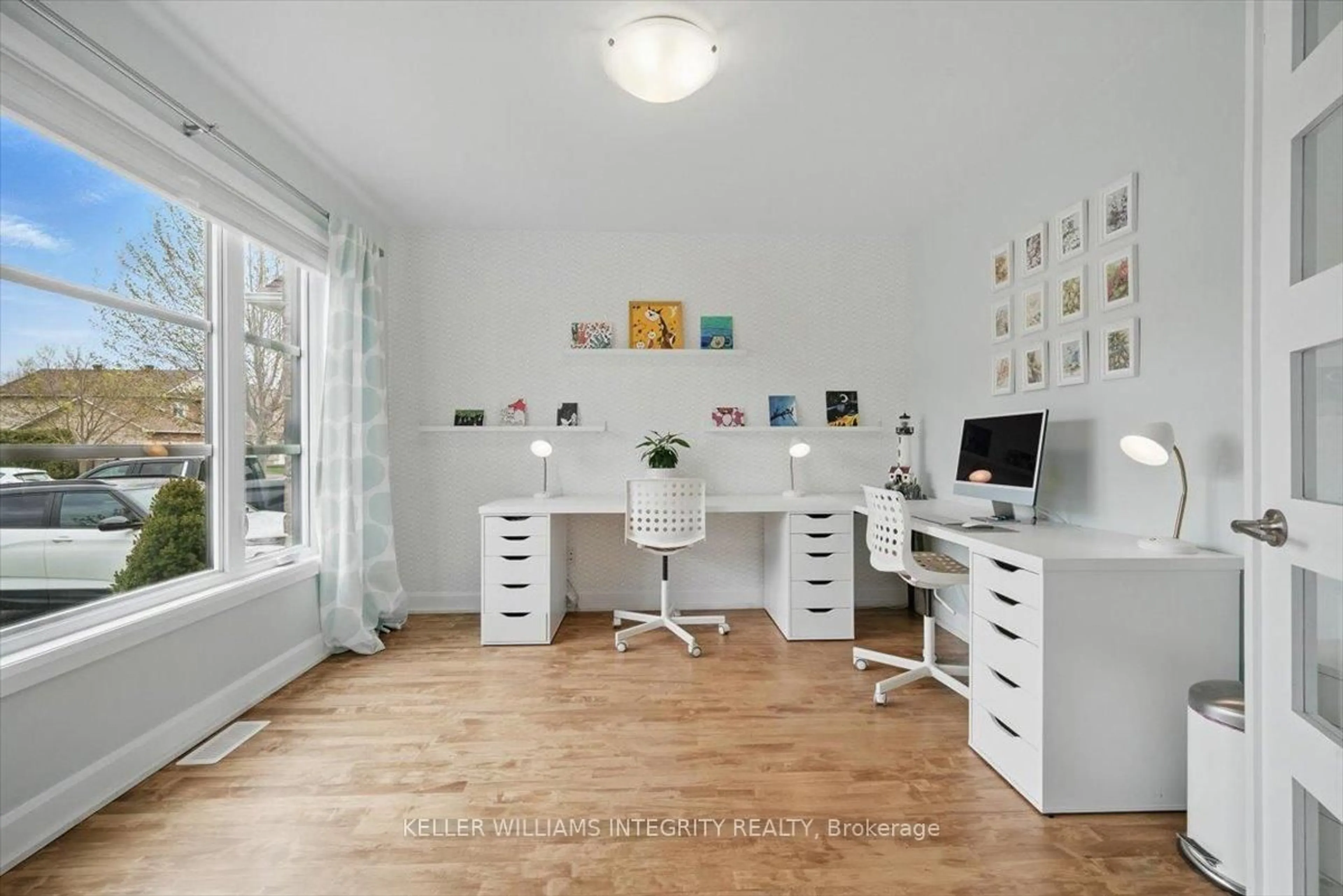 A pic of a room for 74 Cobblestone Dr, Russell Ontario K4R 0B2