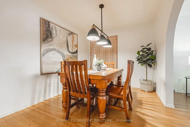 Additional property image - 98 Deerhurst Rd