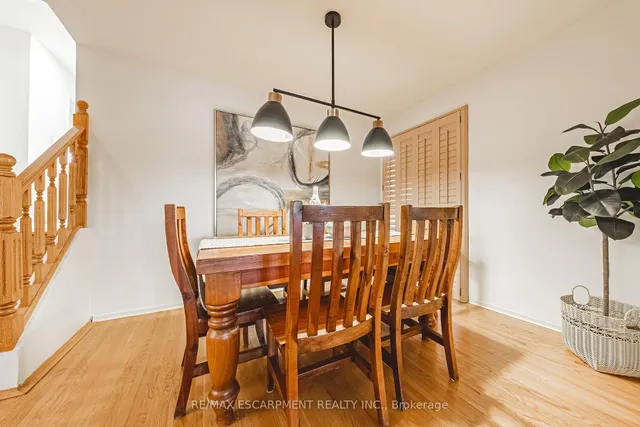 Additional property image - 98 Deerhurst Rd