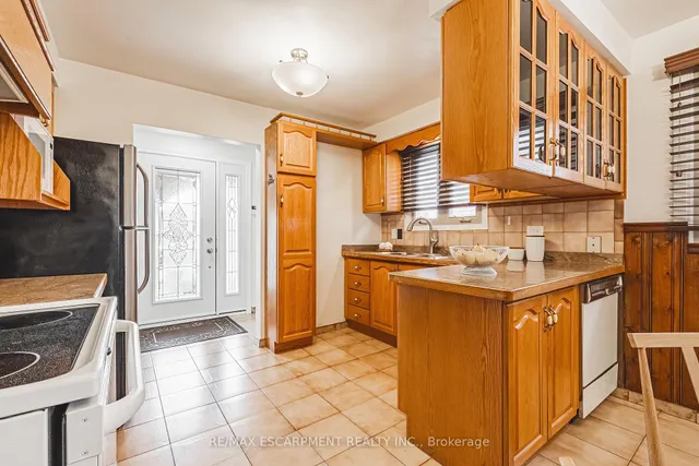 Additional property image - 98 Deerhurst Rd