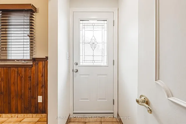 Additional property image - 98 Deerhurst Rd