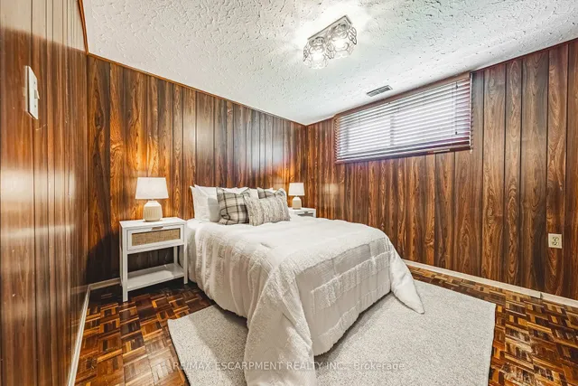 Additional property image - 98 Deerhurst Rd