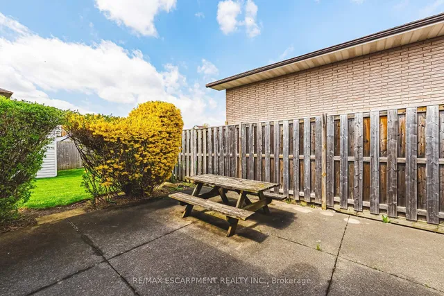 Additional property image - 98 Deerhurst Rd