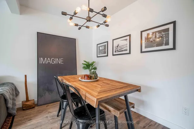 Additional property image - 1190 Upper Ottawa St Unit 11