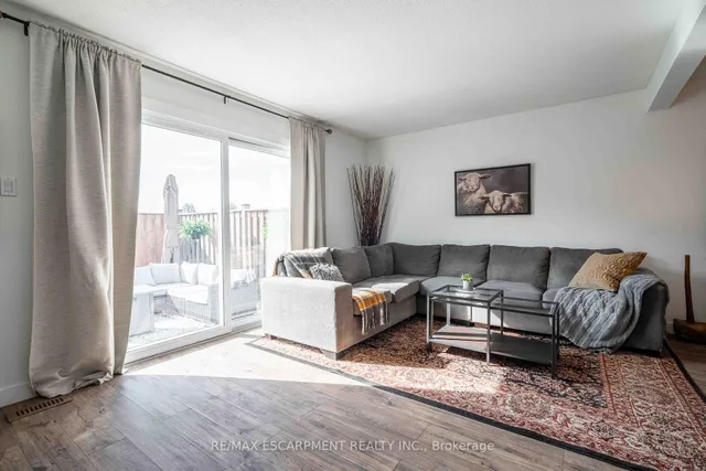 Additional property image - 1190 Upper Ottawa St Unit 11
