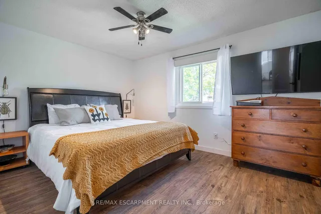 Additional property image - 1190 Upper Ottawa St Unit 11