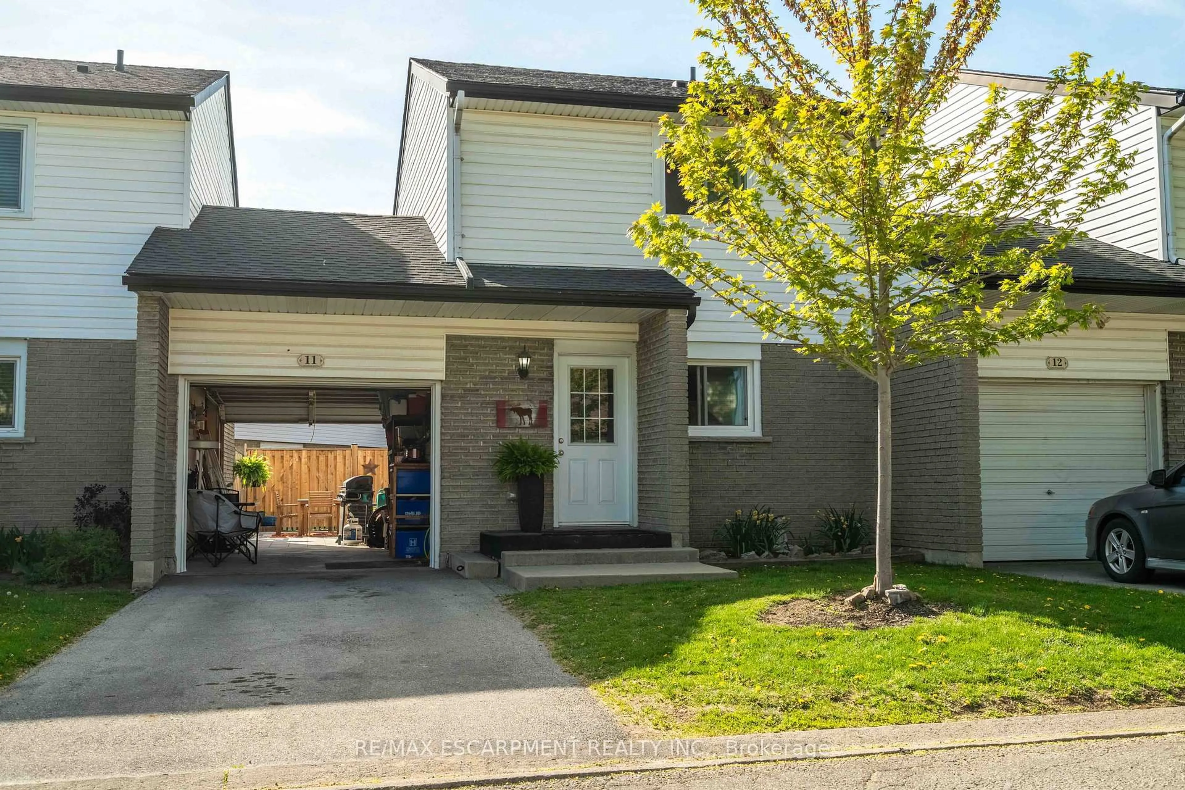 Unknown for 1190 Upper Ottawa St #11, Hamilton Ontario L8W 1T8