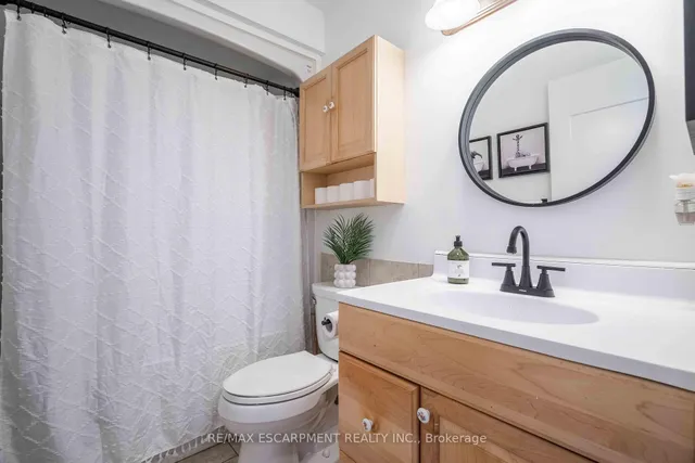 Additional property image - 1190 Upper Ottawa St Unit 11