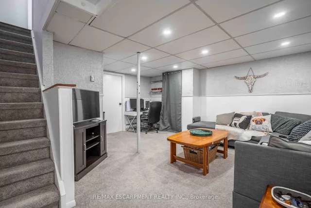Additional property image - 1190 Upper Ottawa St Unit 11