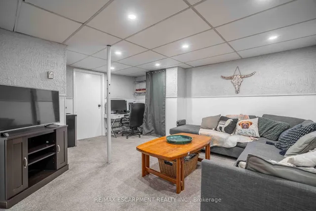 Additional property image - 1190 Upper Ottawa St Unit 11