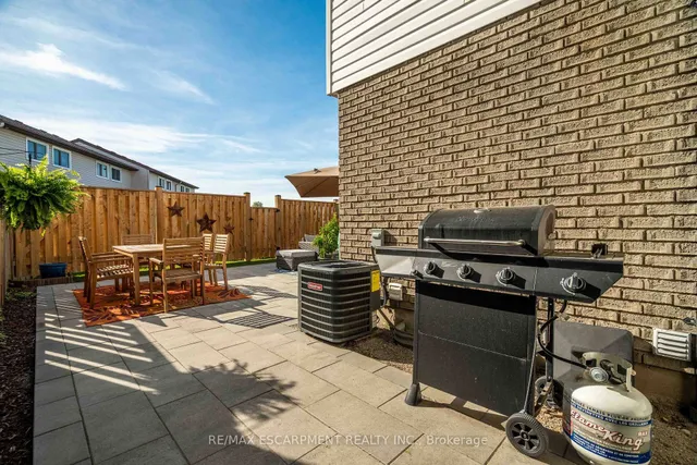 Additional property image - 1190 Upper Ottawa St Unit 11