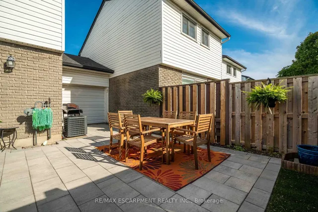 Additional property image - 1190 Upper Ottawa St Unit 11