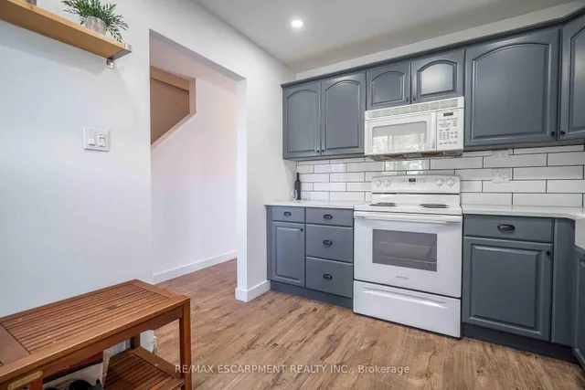 Additional property image - 1190 Upper Ottawa St Unit 11