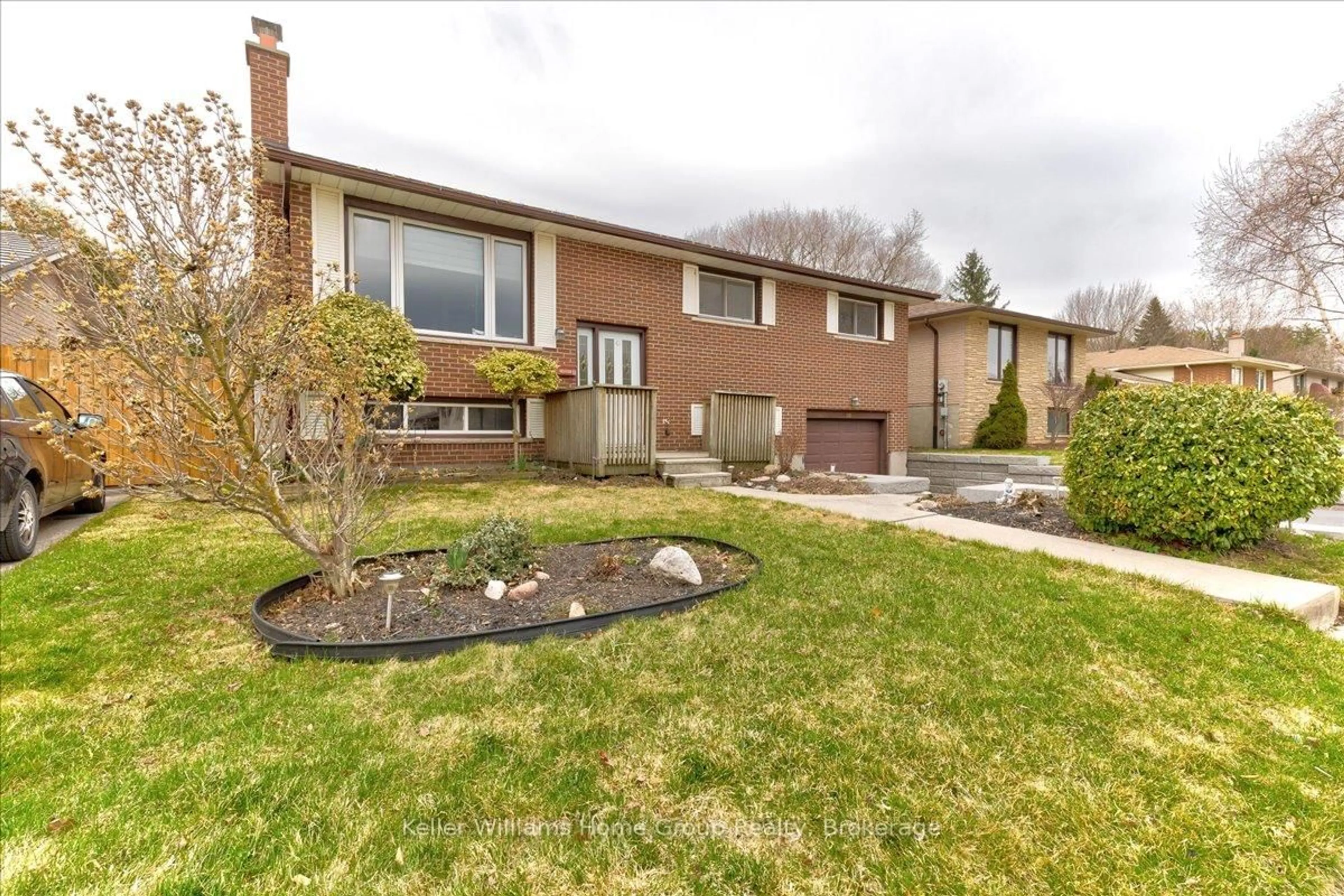 Unknown for 18 Matthew Dr, Guelph Ontario N1H 7L7