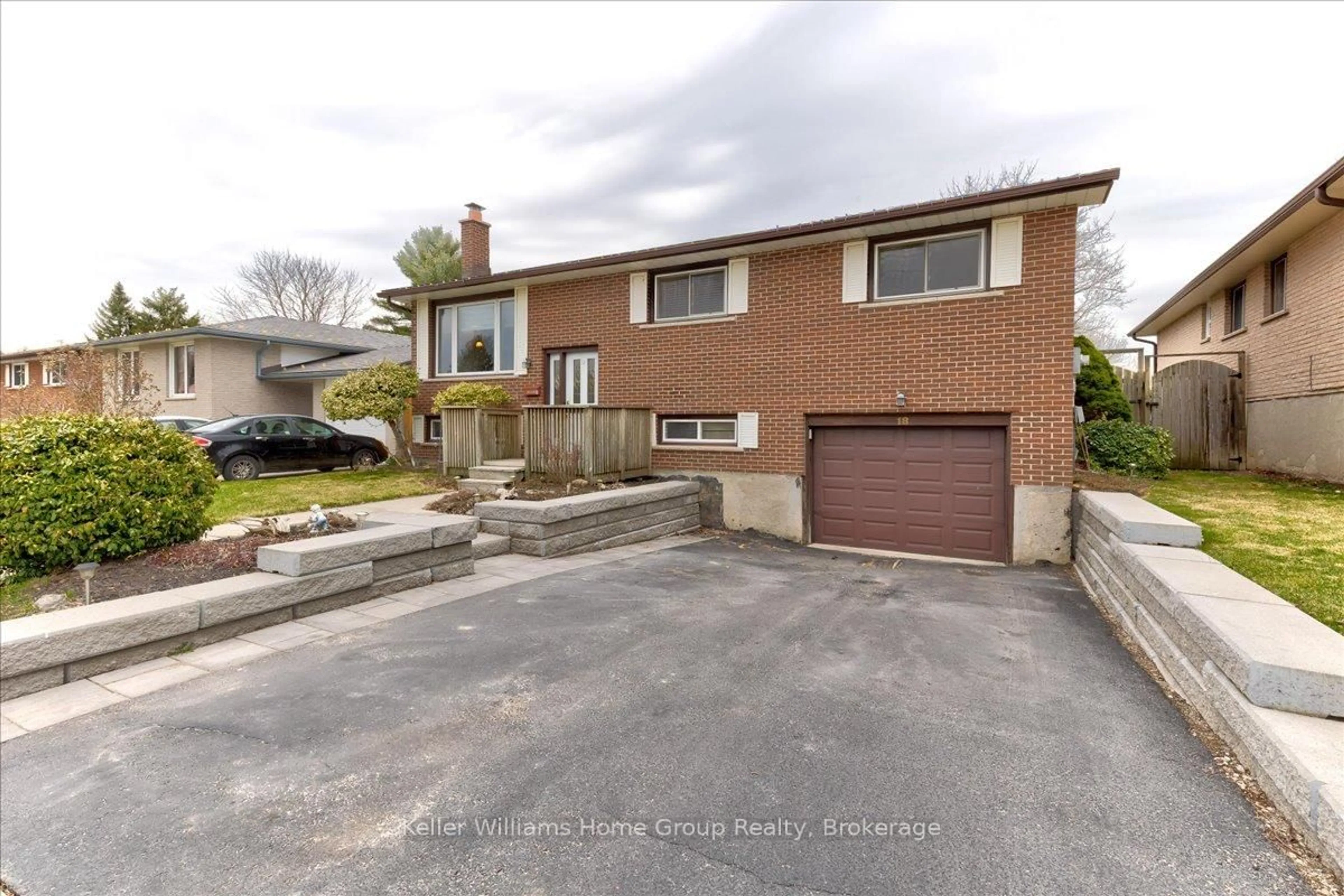Unknown for 18 Matthew Dr, Guelph Ontario N1H 7L7