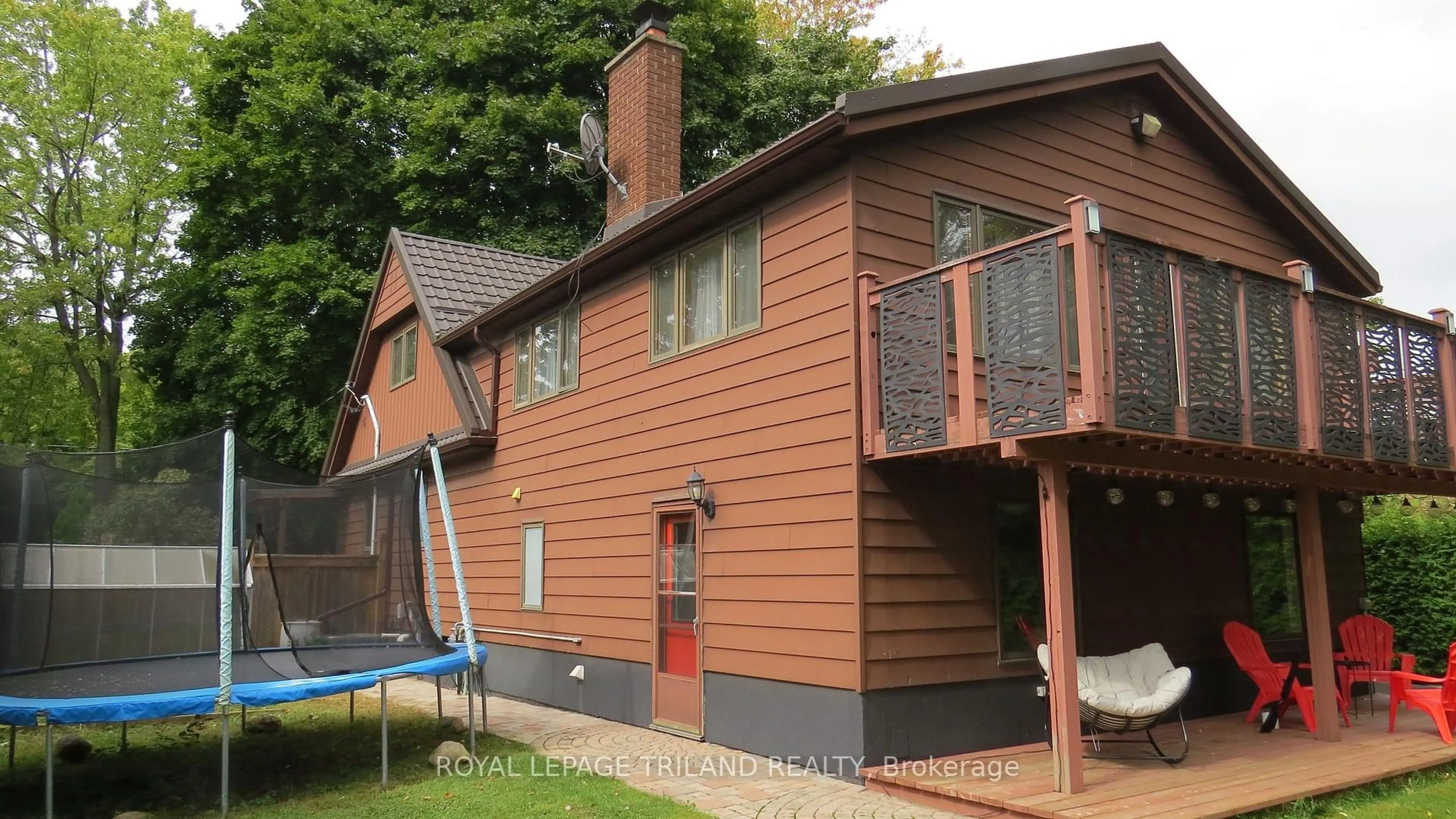 Unknown for 904 Willow Dr, London South Ontario N6E 1P1