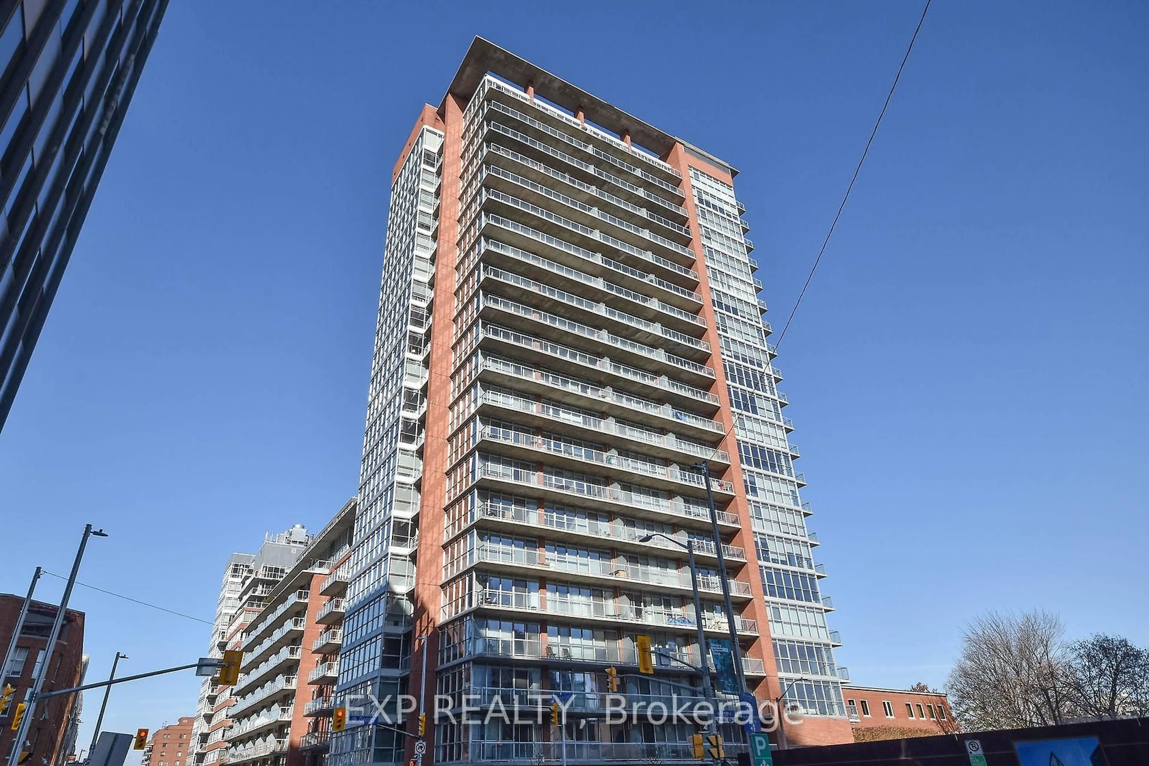 Blurry image for 179 GEORGE St #1709, Ottawa Ontario K1N 1J8