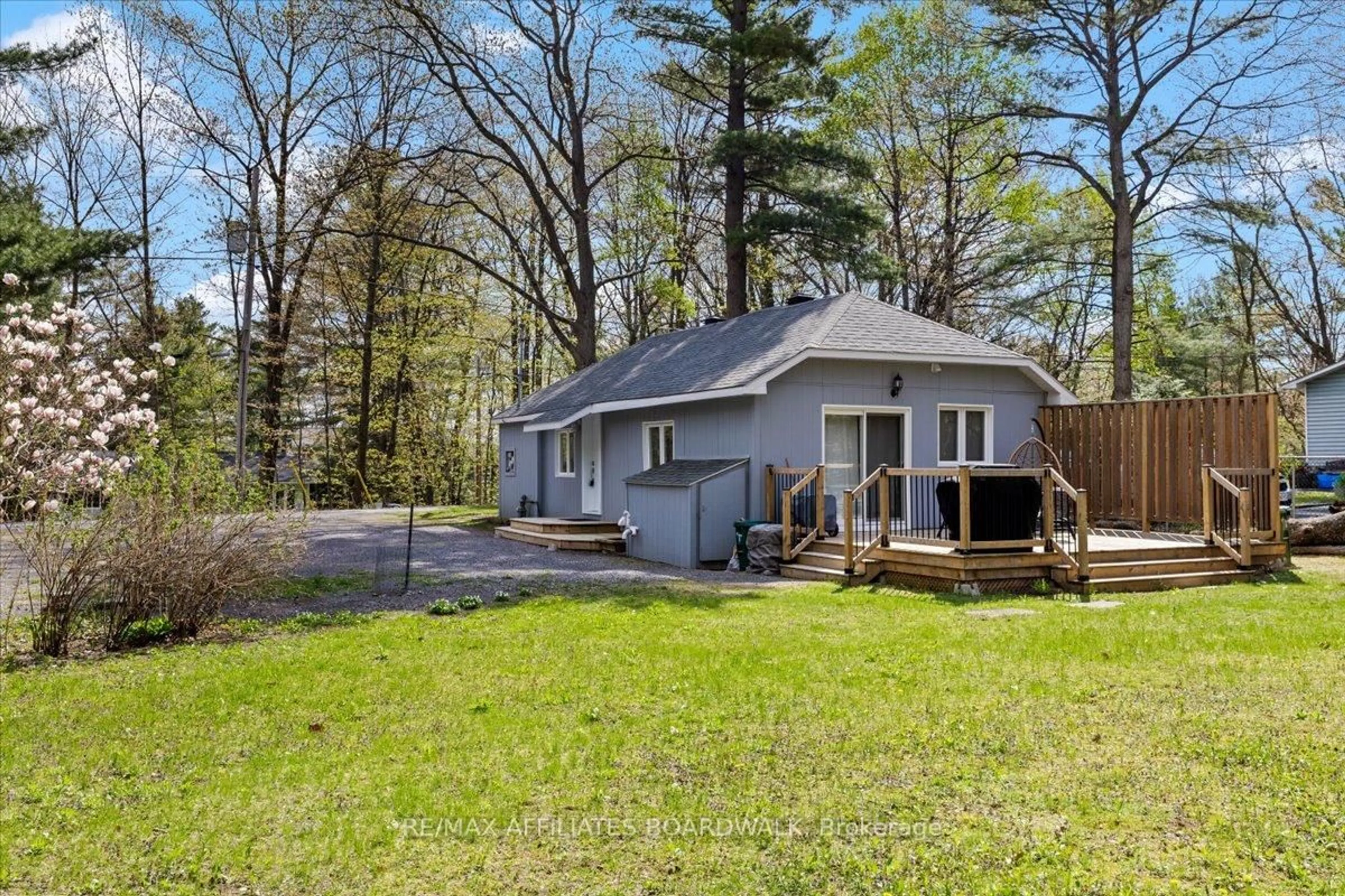Patio, water/lake/river/ocean view for 191 Macmillan Lane, Ottawa Ontario K0A 3M0