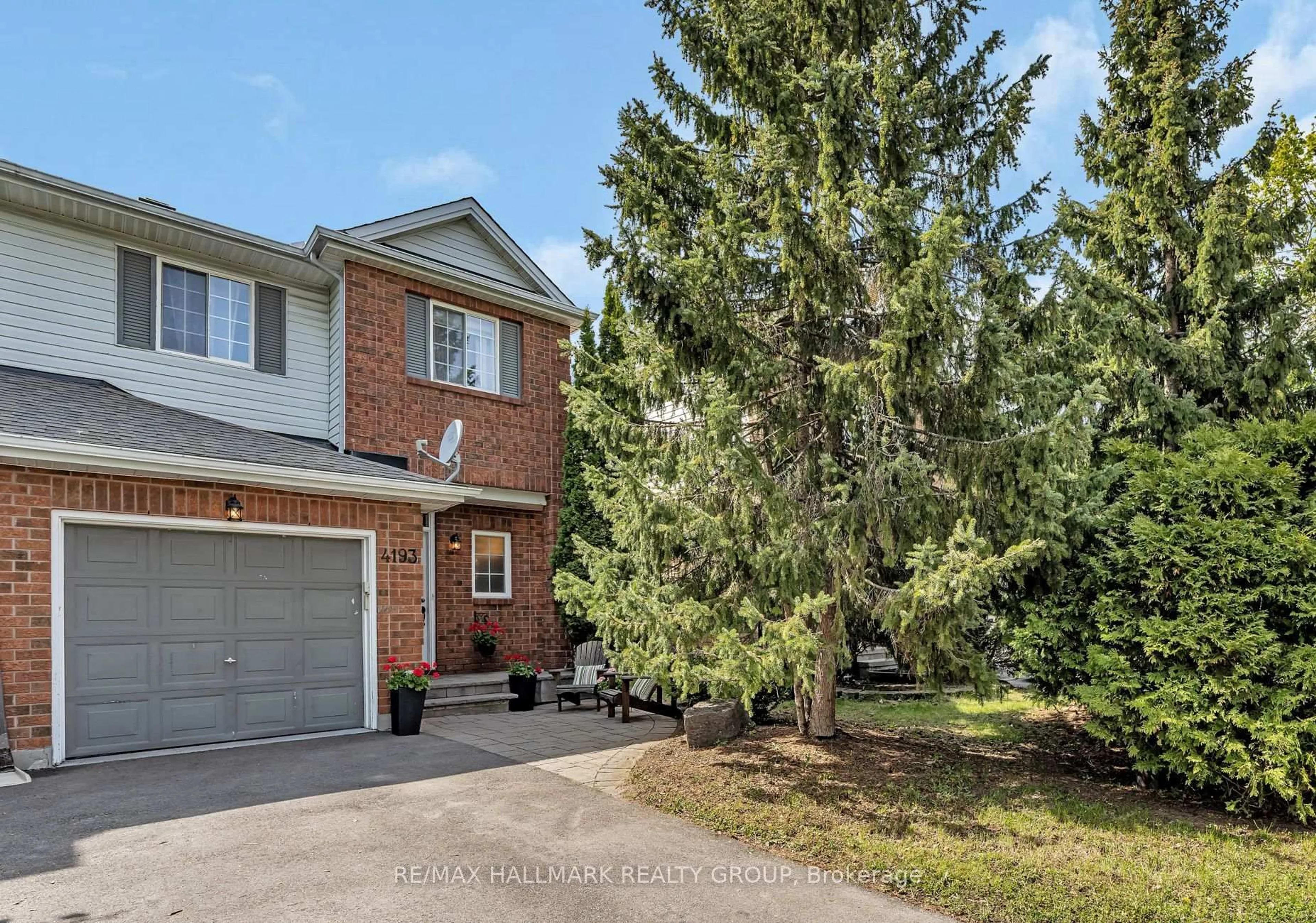 Home with brick exterior material, street for 4193 Owl Valley Dr, Ottawa Ontario K1V 1L9