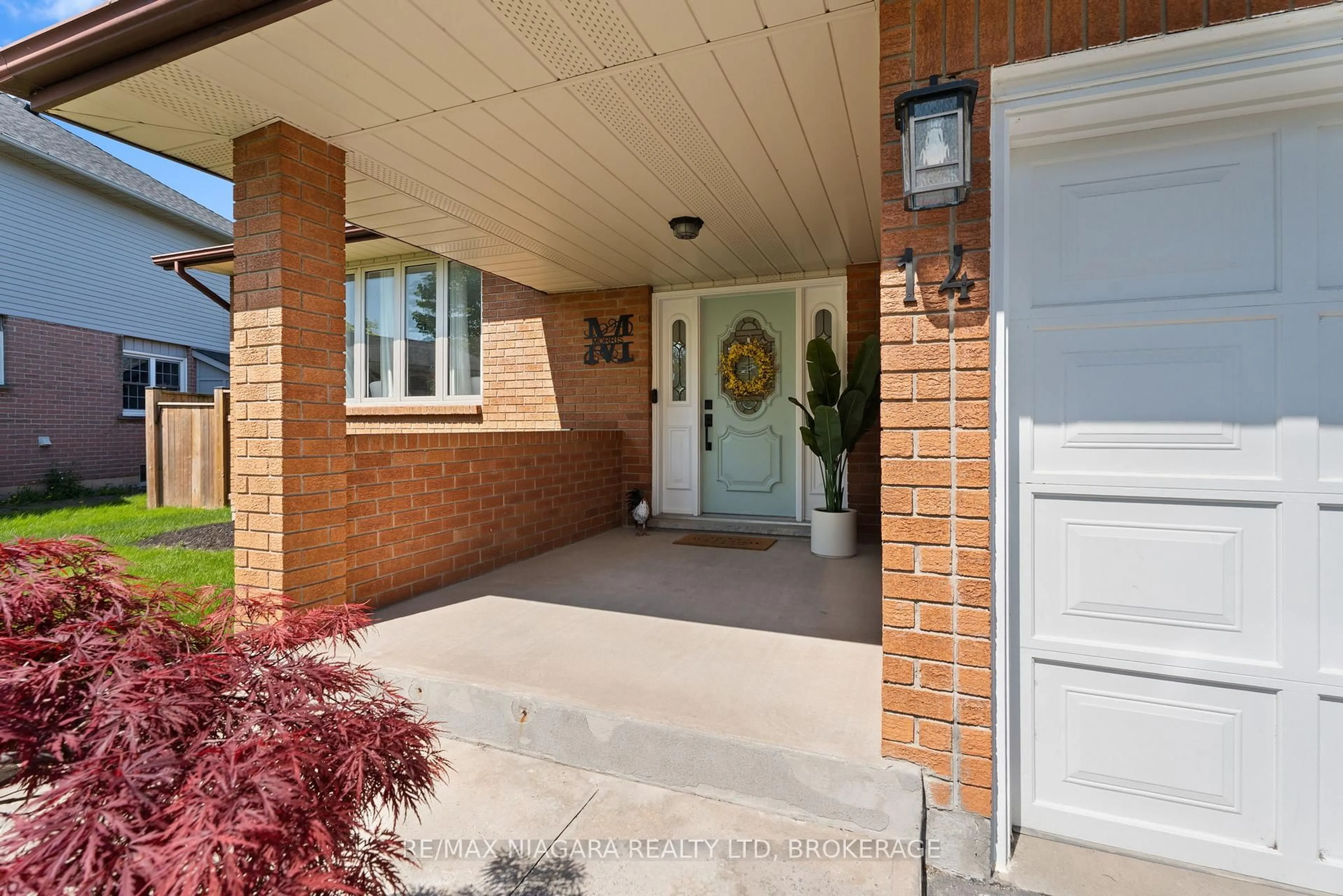Unknown for 14 Walters Crt, St. Catharines Ontario L2S 3J9