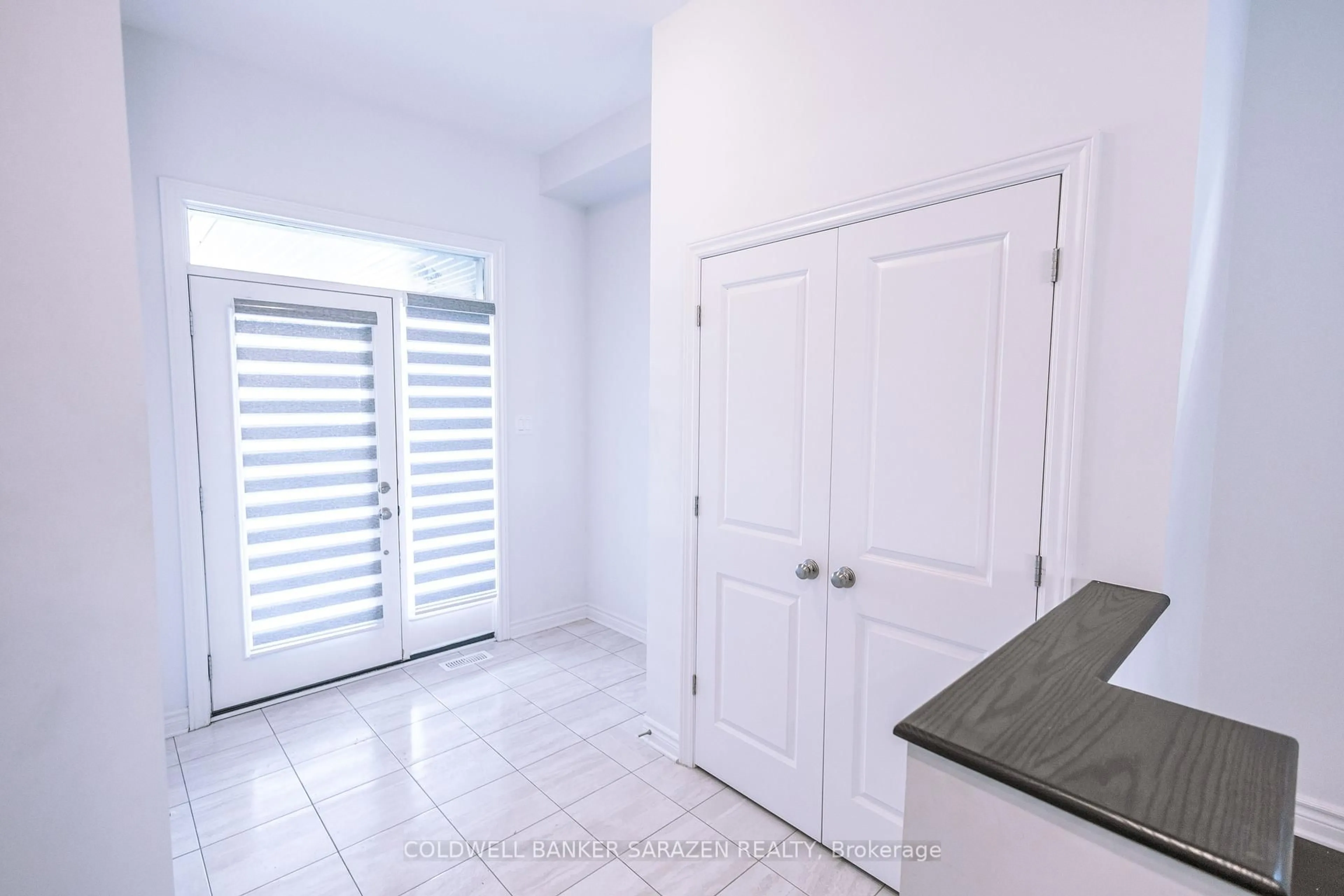 Indoor entryway for 240 Dagenham St, Ottawa Ontario K2S 2X8