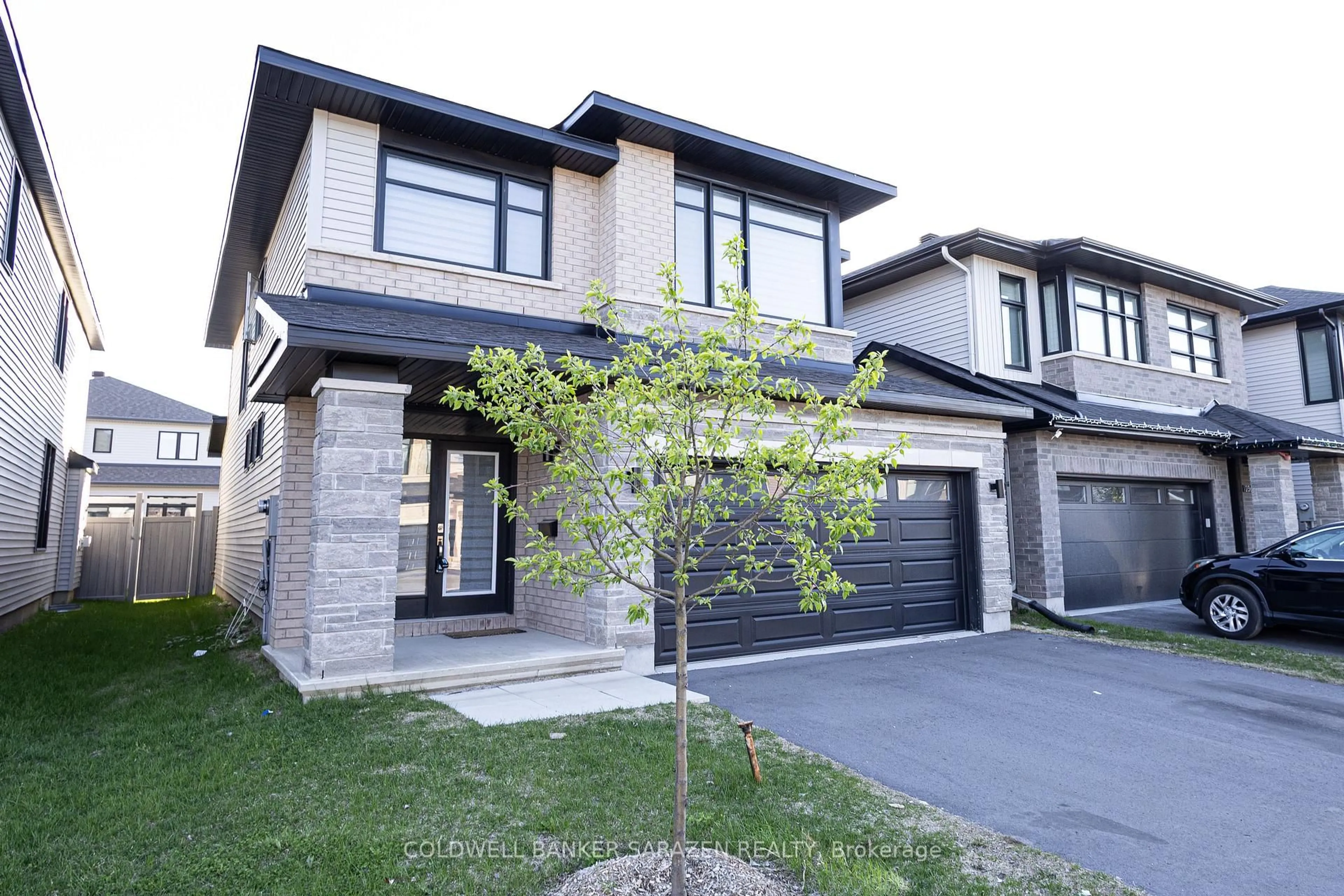 Unknown for 240 Dagenham St, Ottawa Ontario K2S 2X8