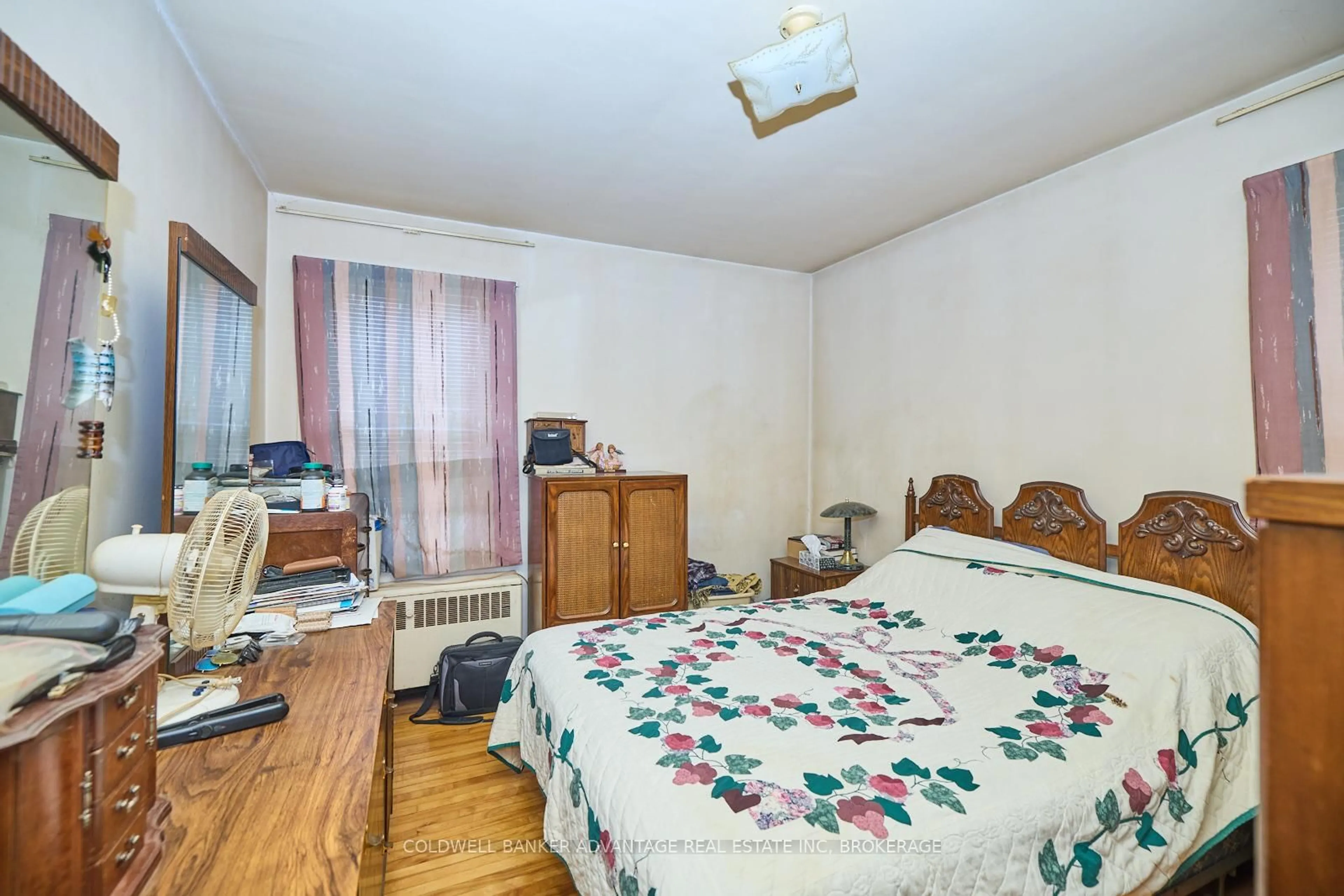 A pic of a room for 175 Pleasant Ave, St. Catharines Ontario L2R 1Y6