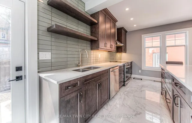 Additional property image - 31 Dekay St