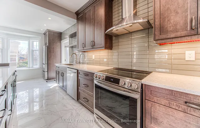 Additional property image - 31 Dekay St