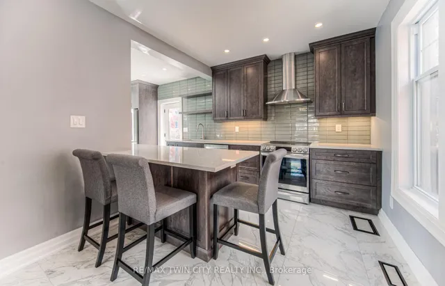 Additional property image - 31 Dekay St