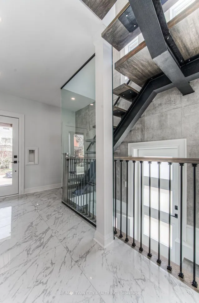 Additional property image - 31 Dekay St