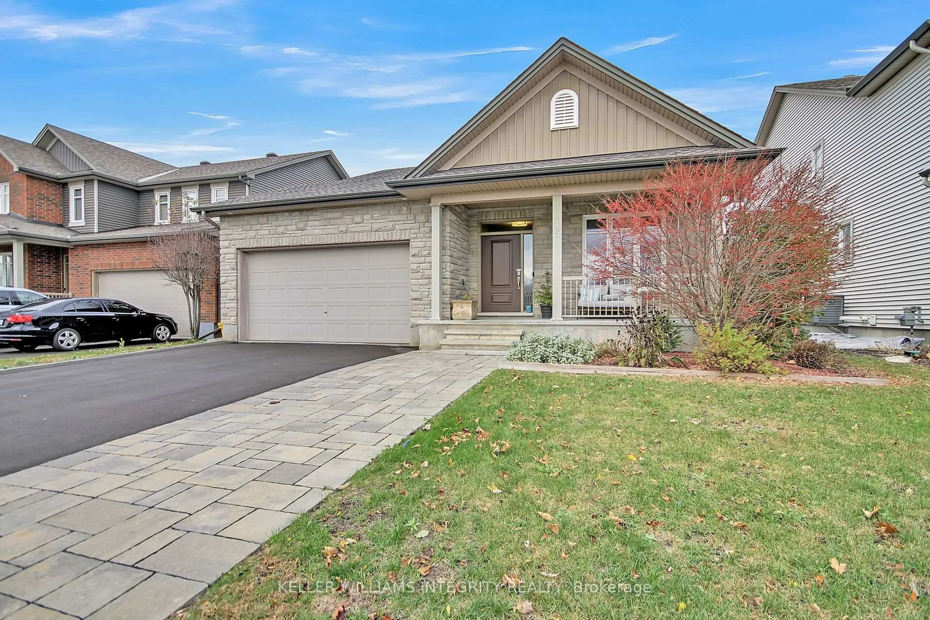 Home with brick exterior material, street for 15 York Crossing N/A, Russell Ontario K4R 0C4