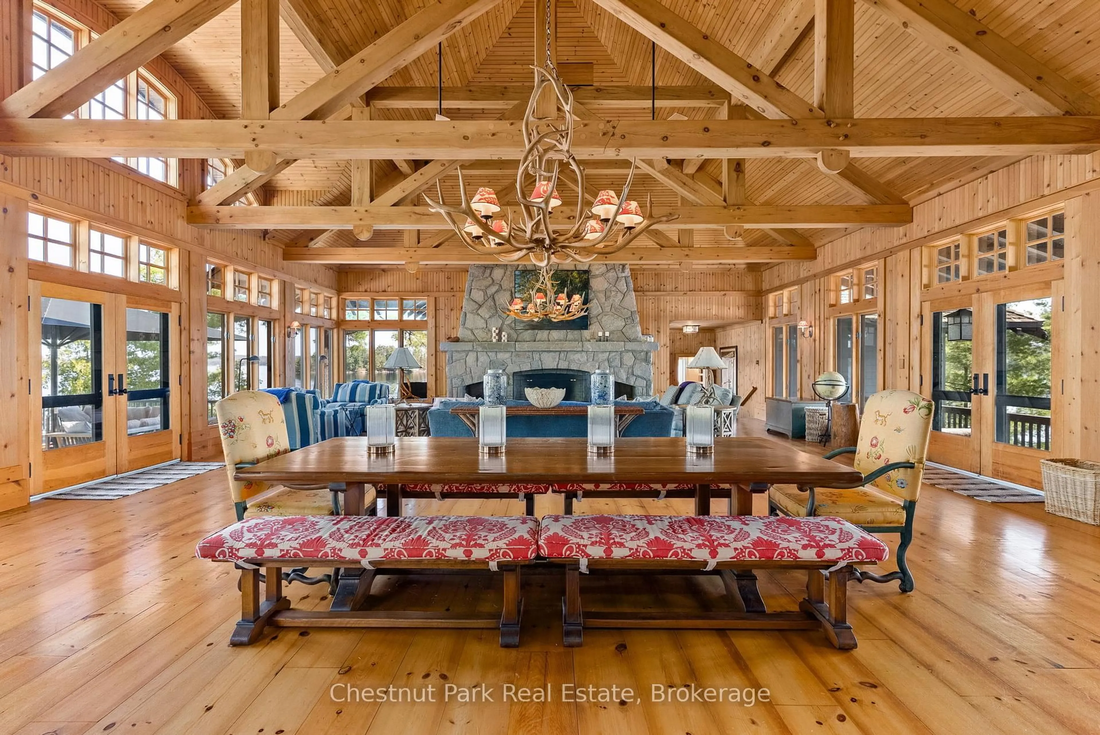 Dining room, wood/laminate floor for 1 Island R21 Island, Muskoka Lakes Ontario P0B 1J0