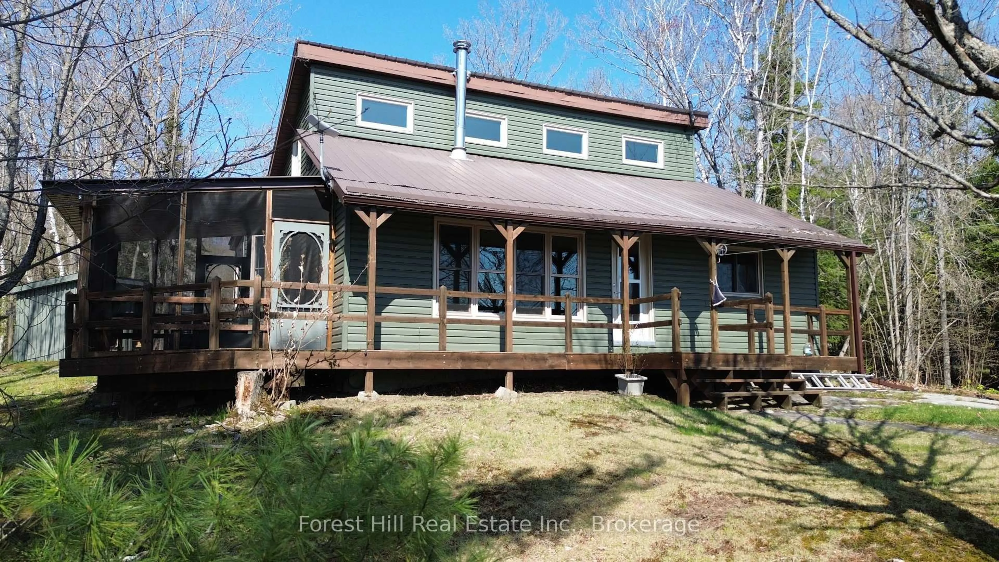 Home with vinyl exterior material, unknown for 190 Lone Tree Rd, Parry Sound Remote Area Ontario P0H 1S0