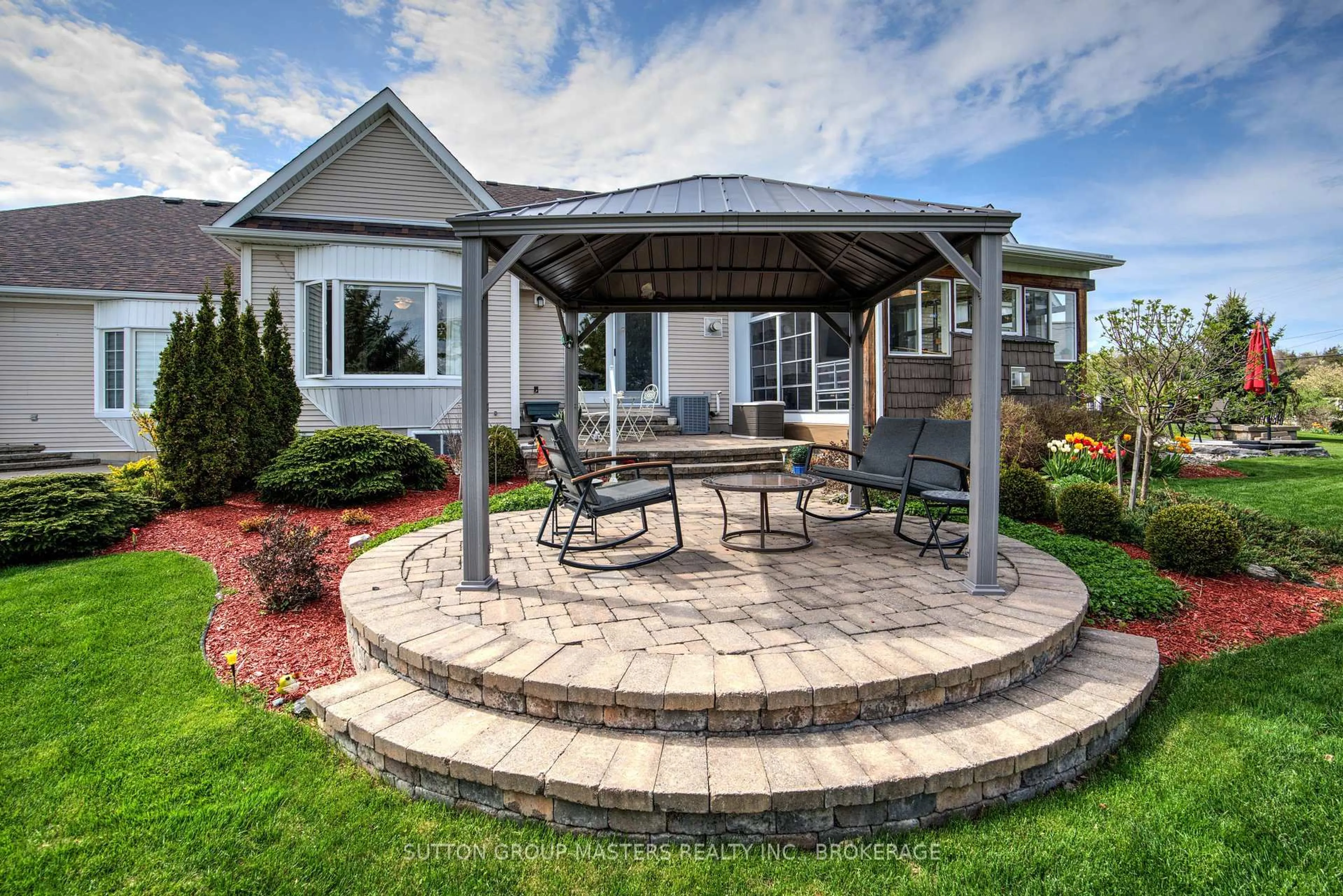 Patio, unknown for 114 Britannia Cres, Bath Ontario K0H 1G0