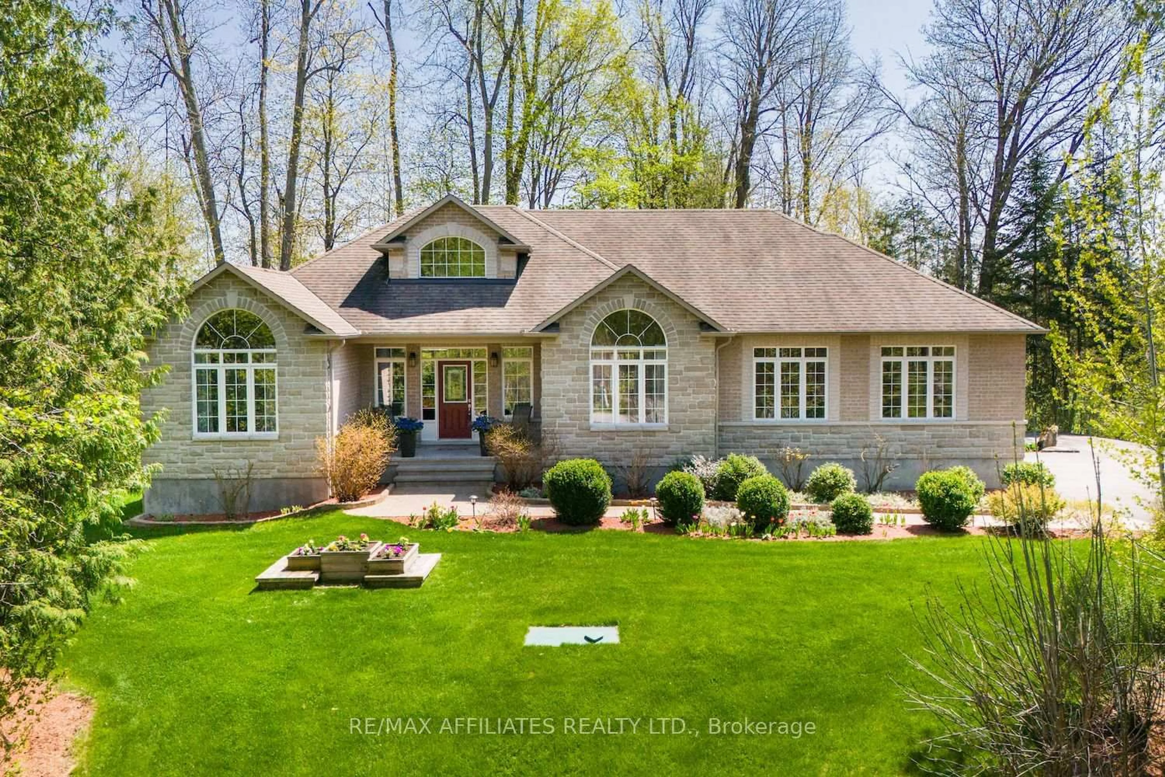 Home with brick exterior material, unknown for 382 Ashton Creek Cres, Ashton Ontario K0A 1B0