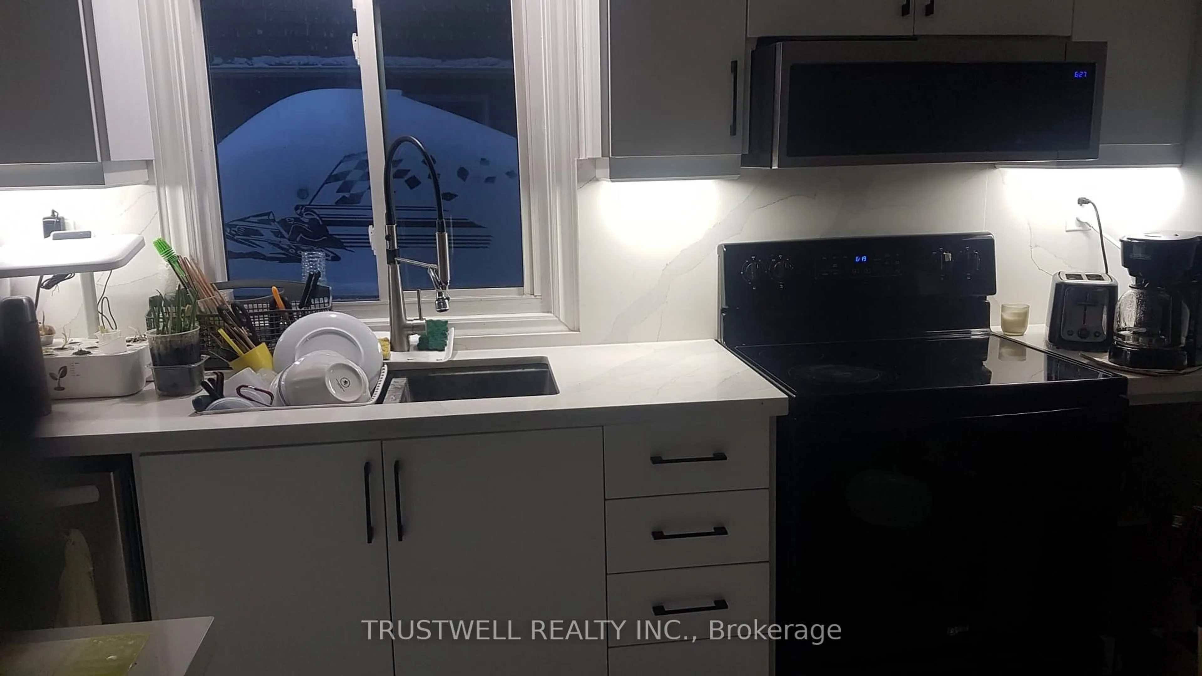 Unknown for 9 Grosbeak Rd, Woolwich Ontario N3B 1V6