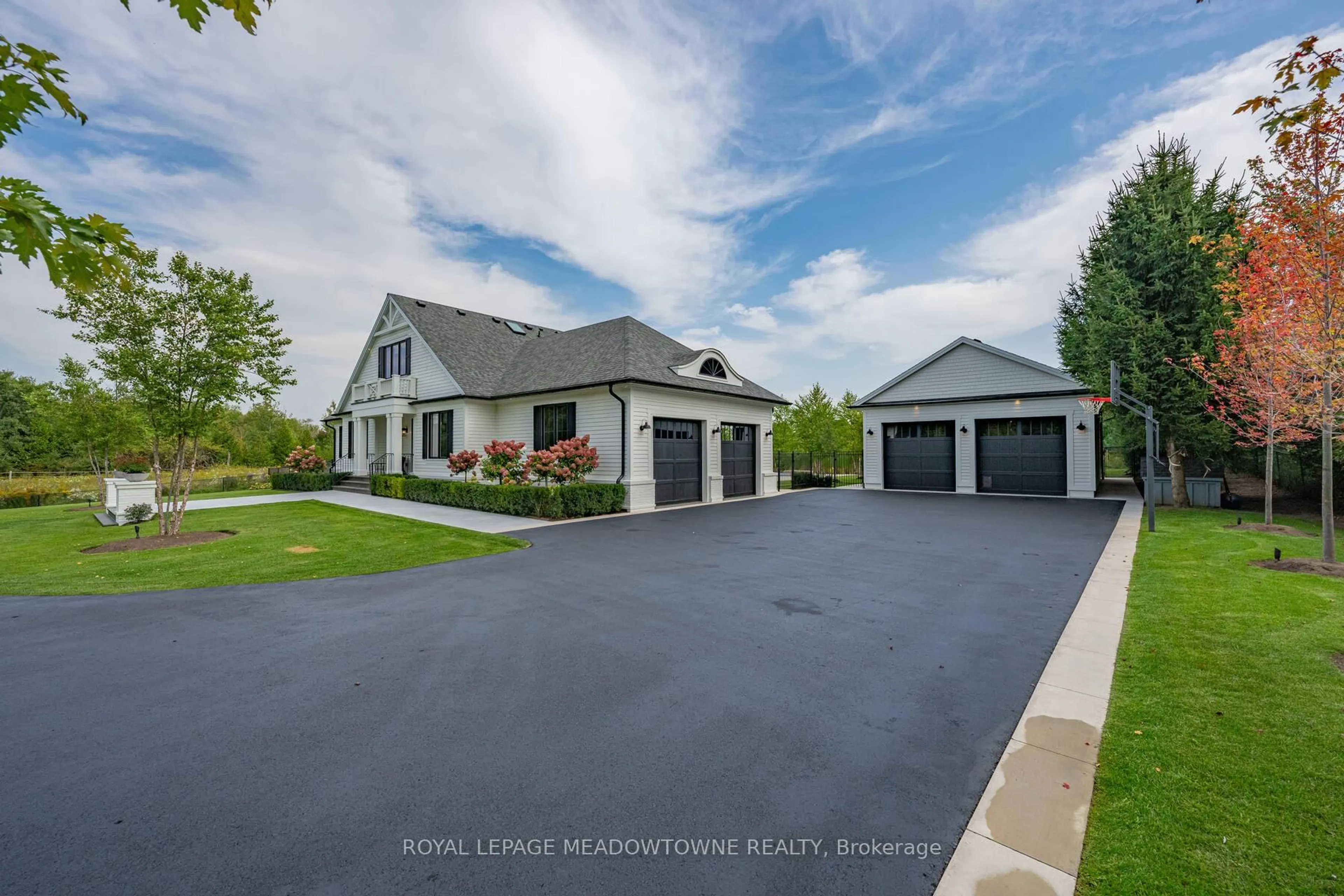 Unknown for 9275 Wellington Rd 50 N/A, Erin Ontario L7J 2L8