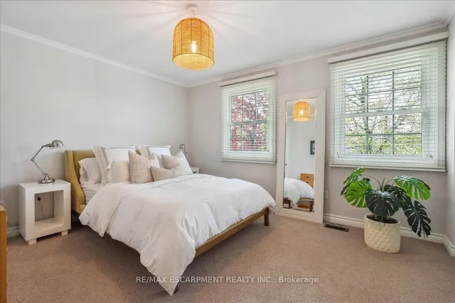 Additional property image - 32 Highland Park Dr