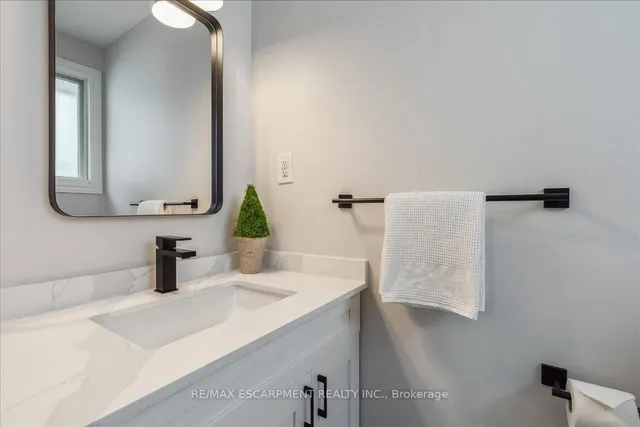 Additional property image - 32 Highland Park Dr