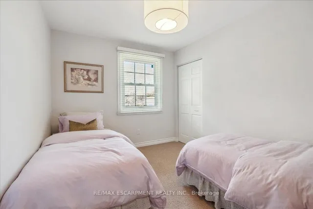 Additional property image - 32 Highland Park Dr